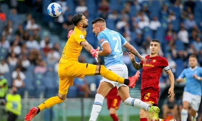 So sánh Lazio hay Roma tốt hơn?